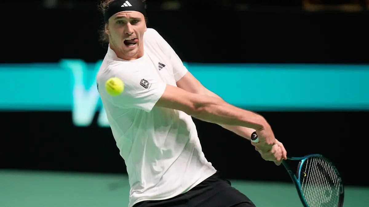 Volle Konzentration auf den Ball und den Schlag: Alexander Zverev