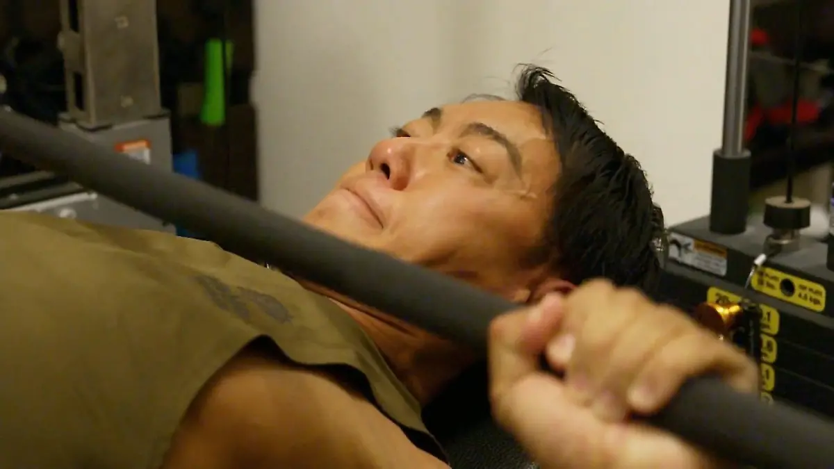 Der Japaner, der fast nie schläft Kurzschläfer und Bodybuilder