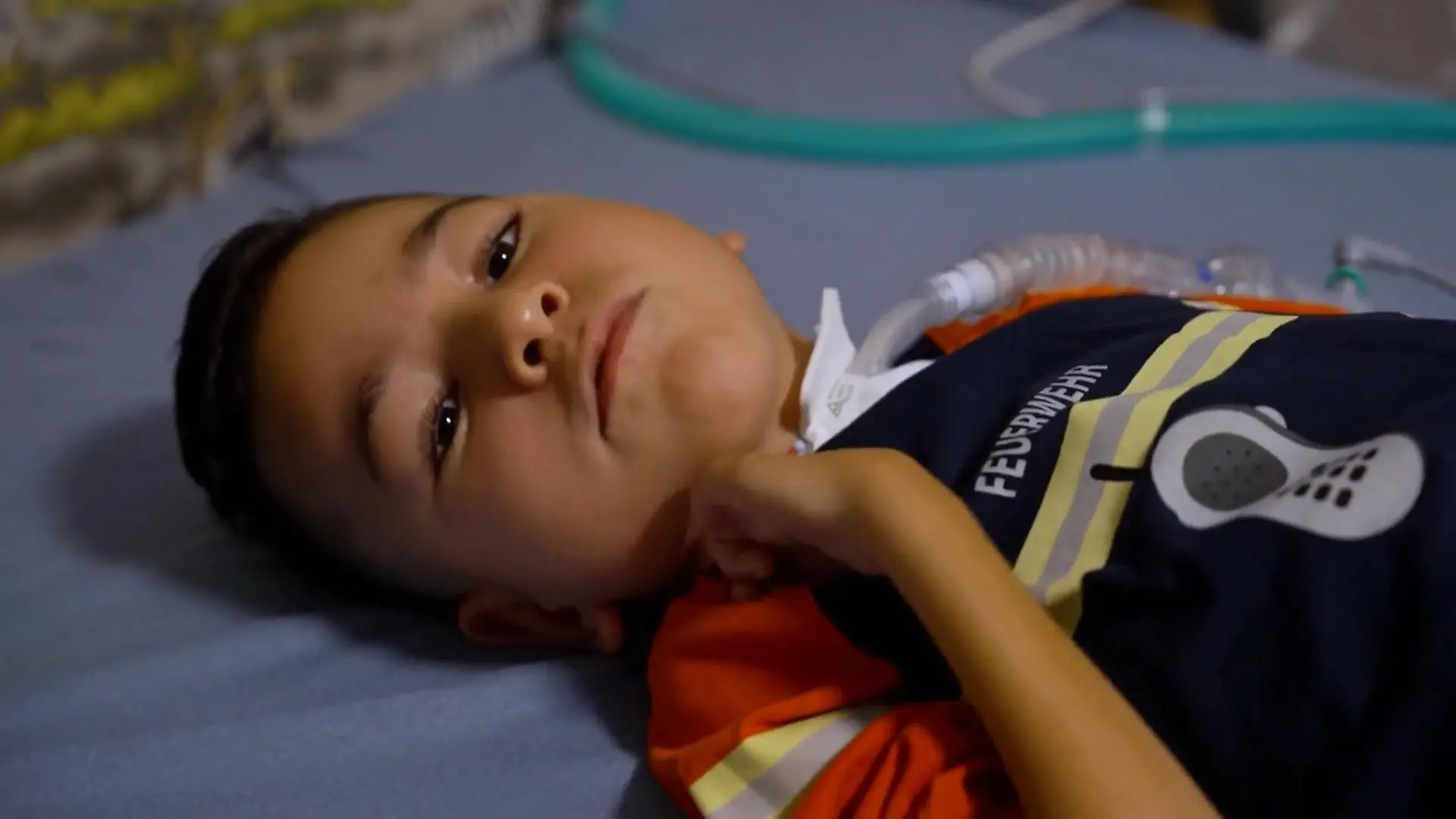 Mudi (6) hat seltenen Gendefekt! Nach schwerem Eingriff steht ihm nun DAS bevor Seit Jahren wartet er auf diesen Tag