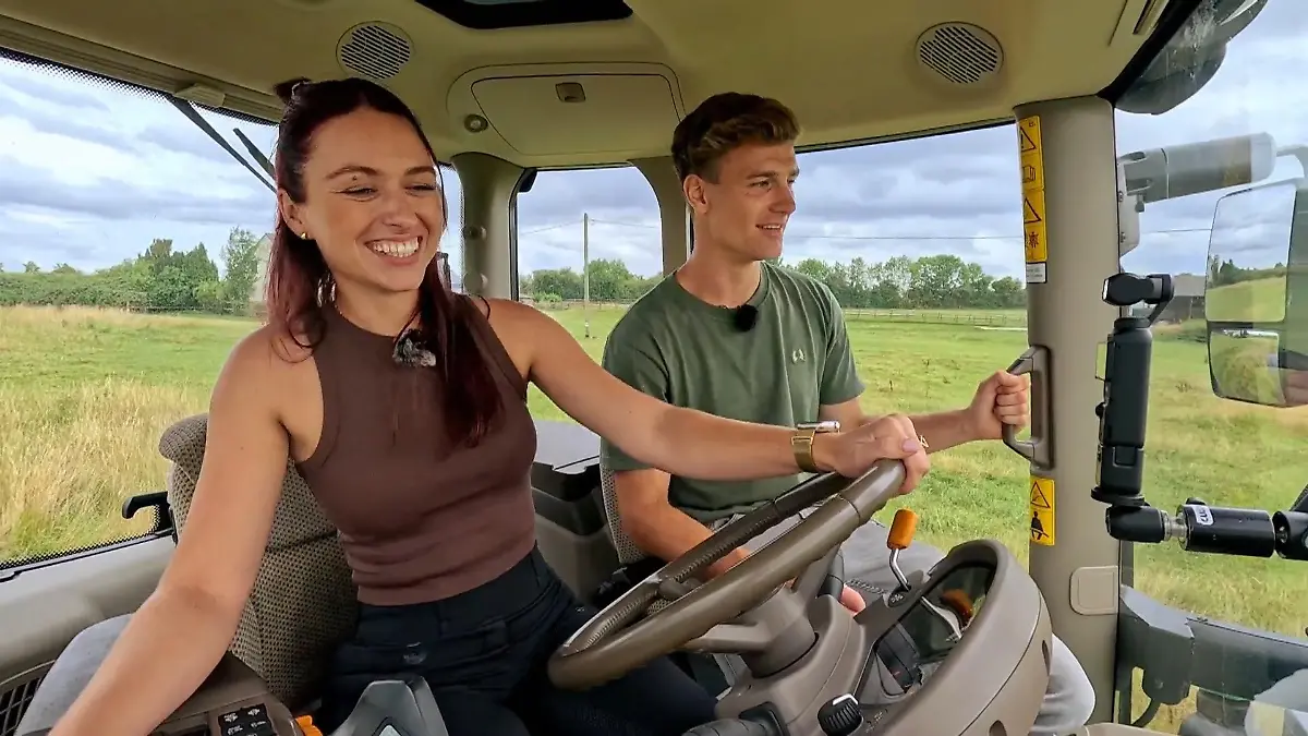 Bei Friedrich und Laura fliegen schon Schmetterlinge Bauer sucht Frau 2025