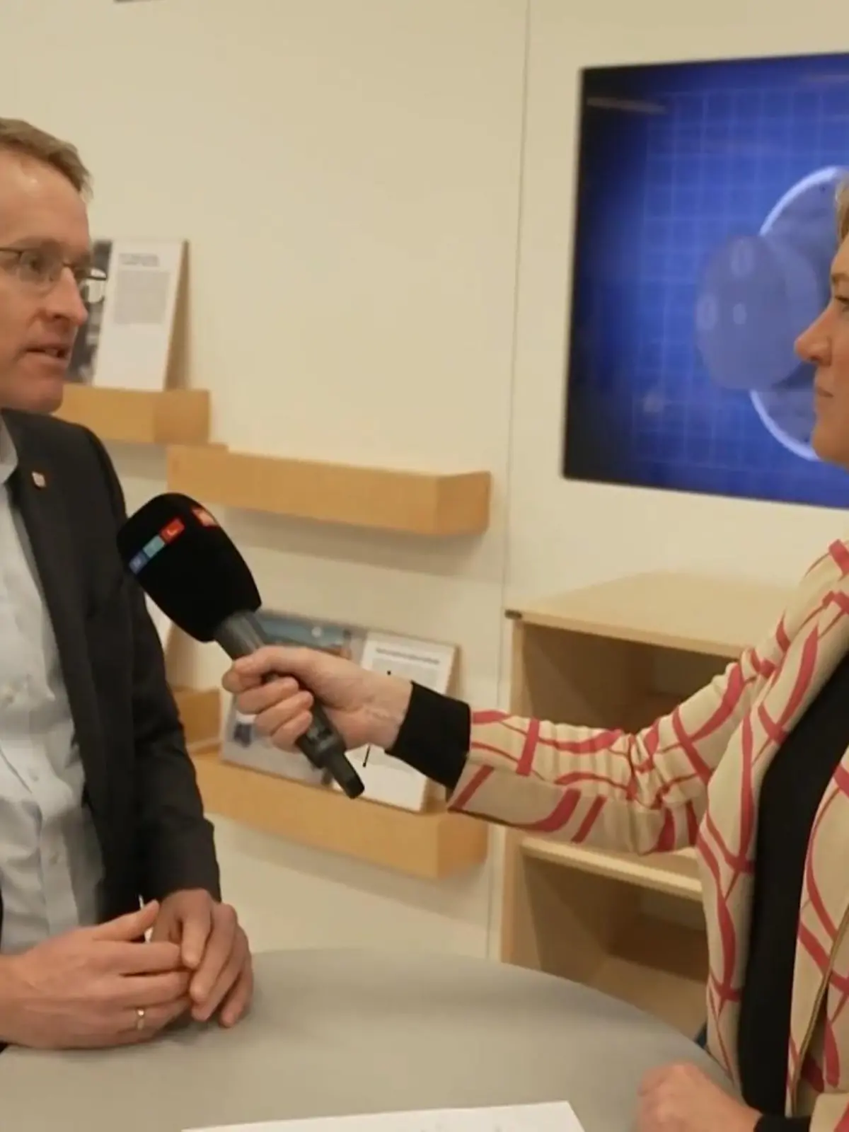 Bild zu: "Daniel Günther (CDU) warnt vor Russland"