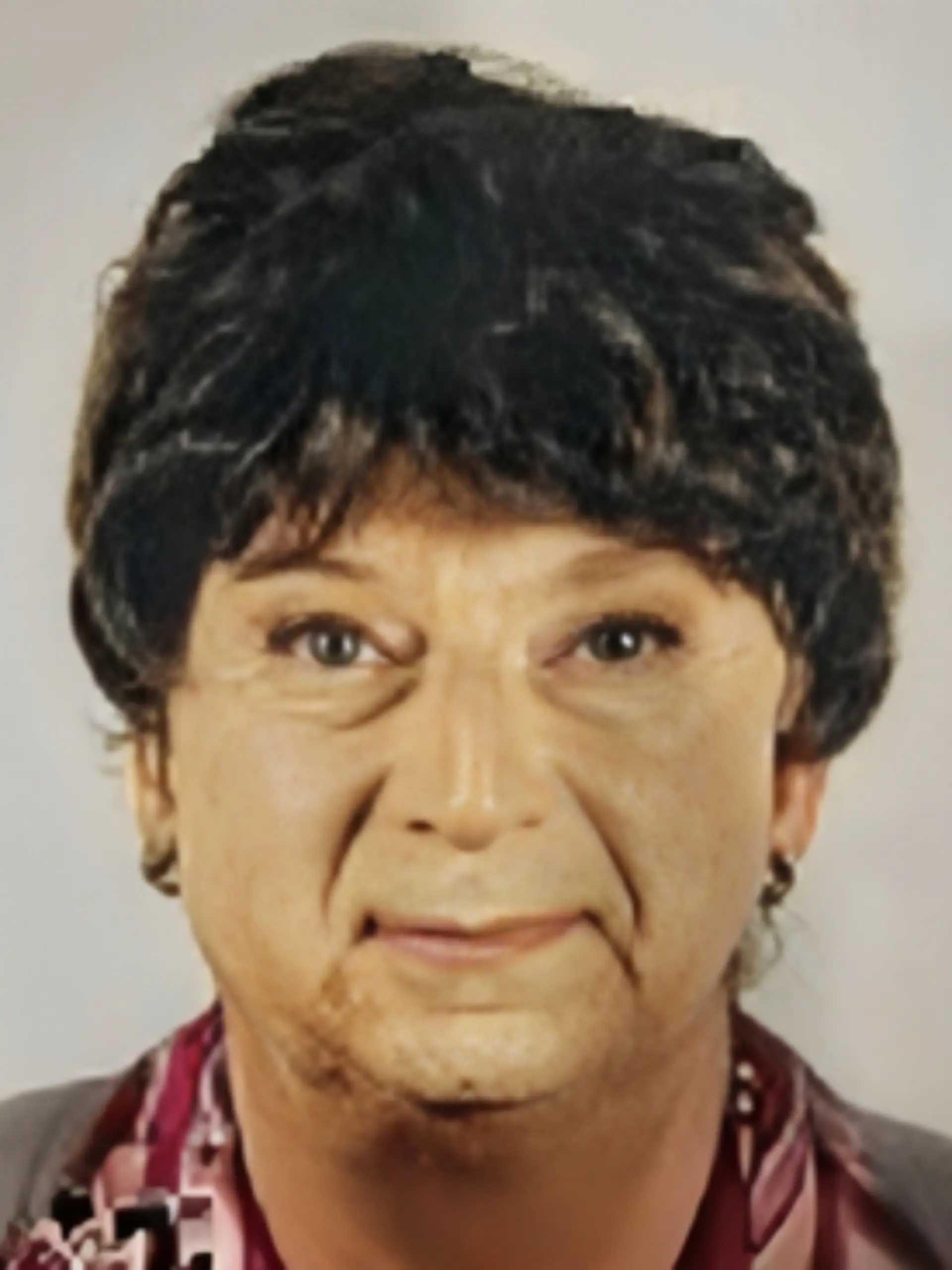 Mann gibt sich als tote Mutter aus
