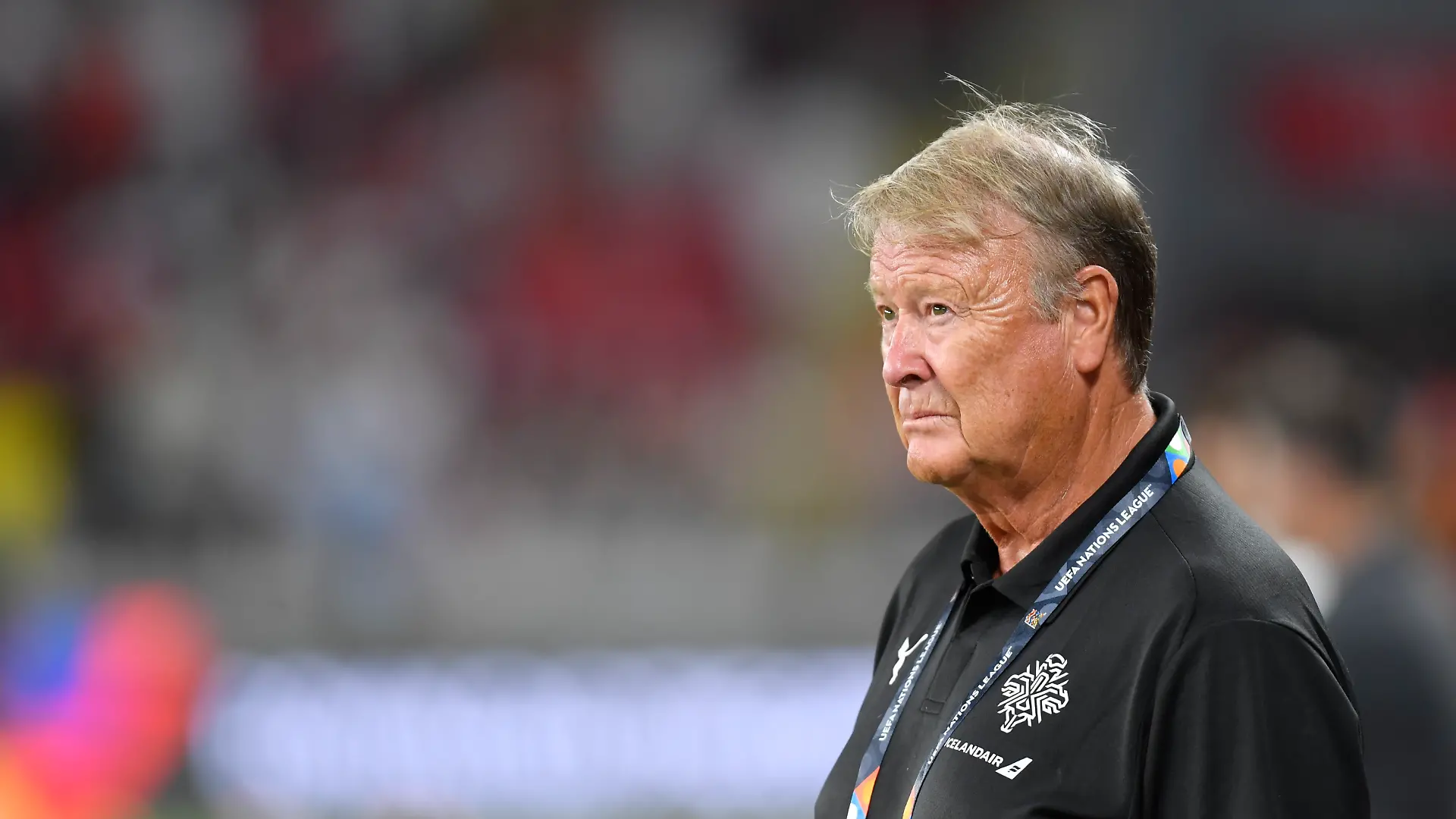 Trainer Age Hareide bei einem Spiel der isländischen Nationalmannschaft im September 2024. 