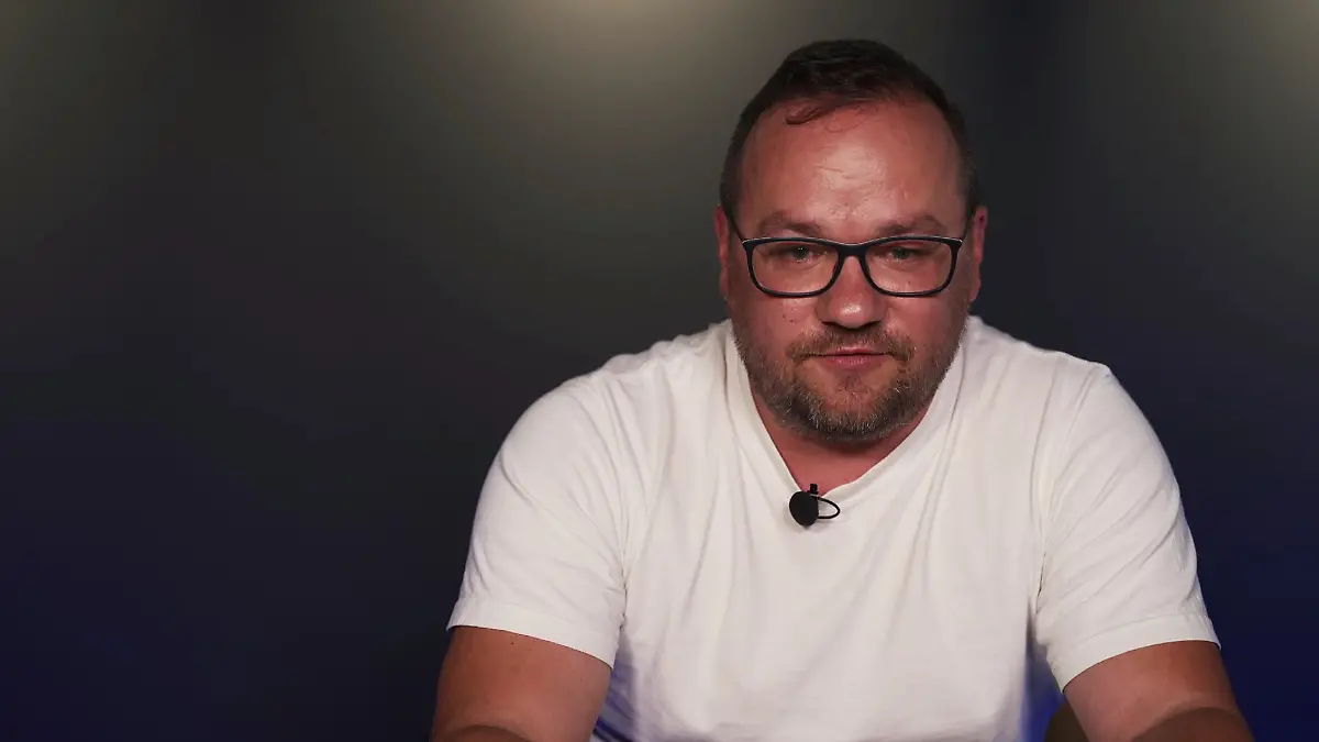 Entf-hrung-durch-die-eigene-Mutter-Vater-sieht-Sohn-erstmals-nach-f-nf-Jahren