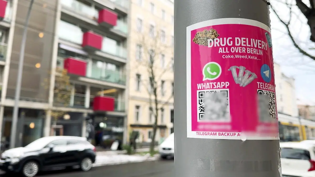 Jetzt werden auf der Straße Drogen per QR-Code angeboten – und die Polizei steht vor große Dealer werden immer dreister!