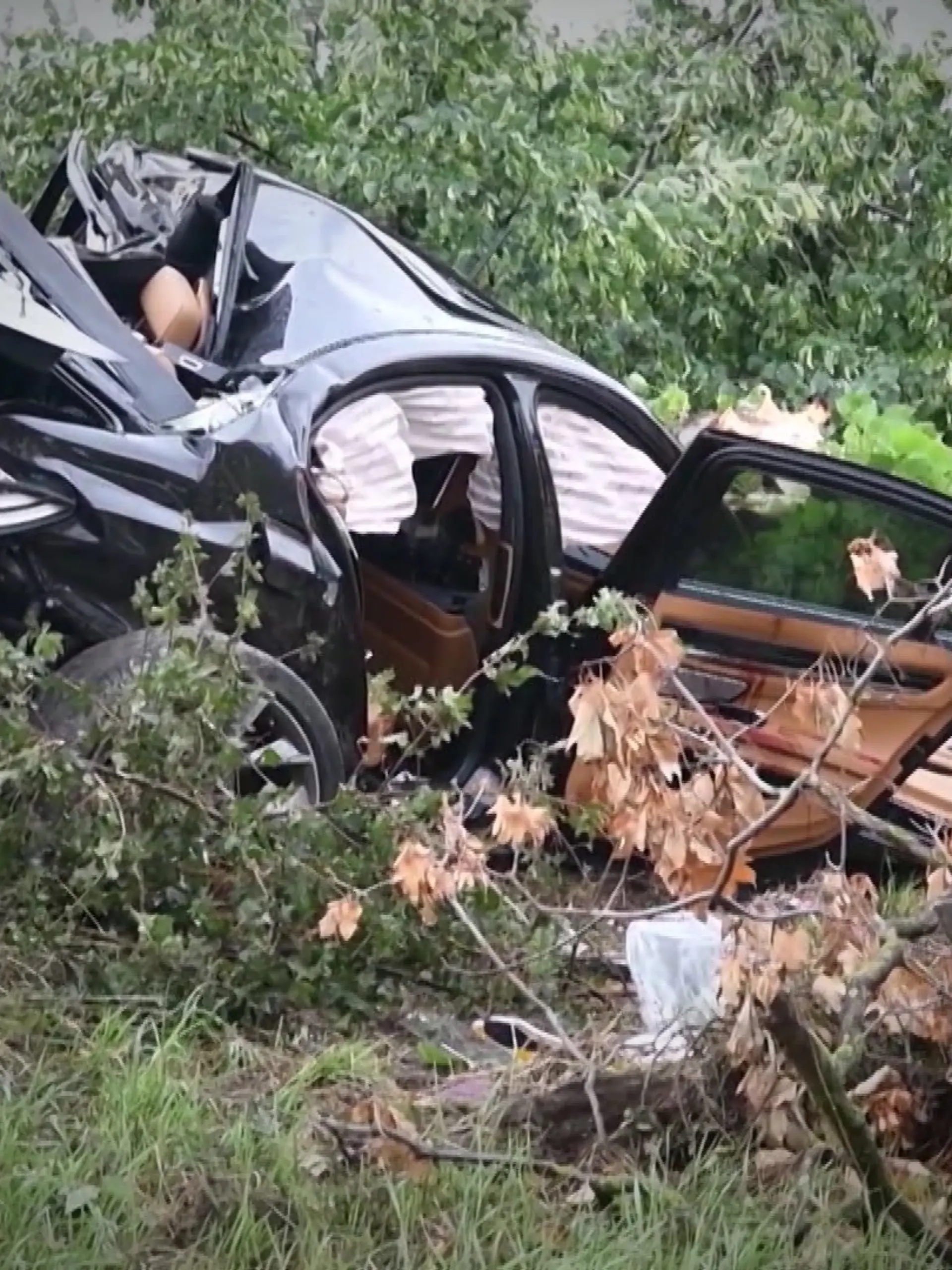 Unfall bei Lampertheim mit zwei Toten und zwei Schwerverletzten im Juli 2019. 