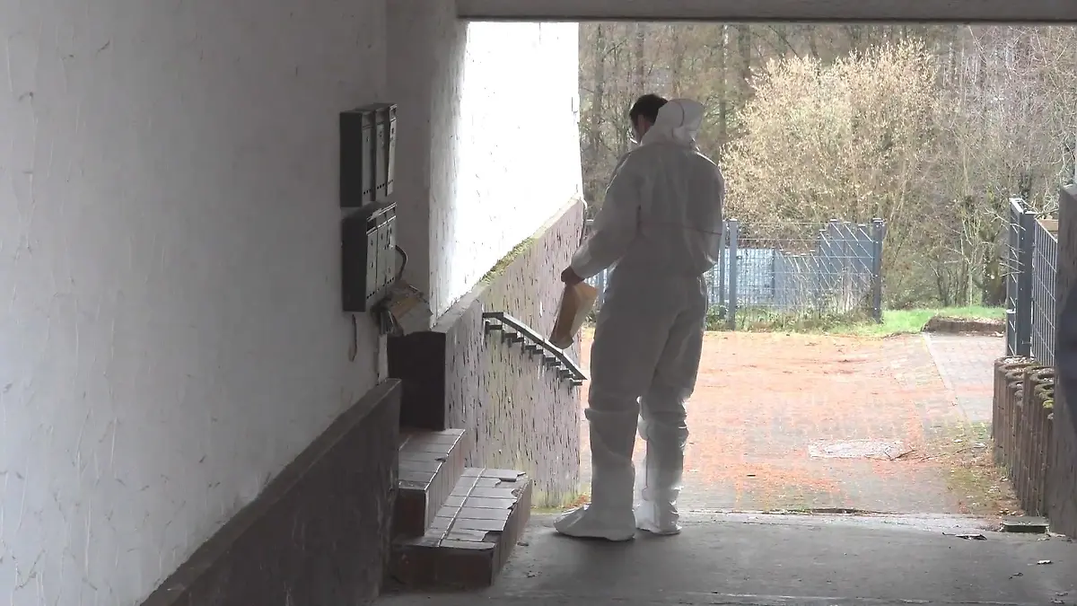 Gerichtsvollzieher (58) im Dienst getötet – bei Einsatz im Mehrfamilienhaus! Grausame Tat in Bexbach (Saarland)