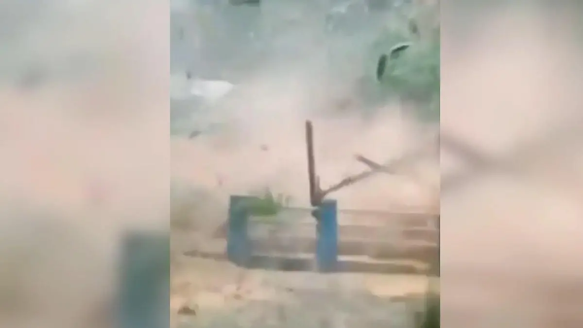 Naturgewalt erschüttert Urlaubsregion! Massiver Erdrutsch rast auf Inselbewohner zu Katastrophe in Indonesien