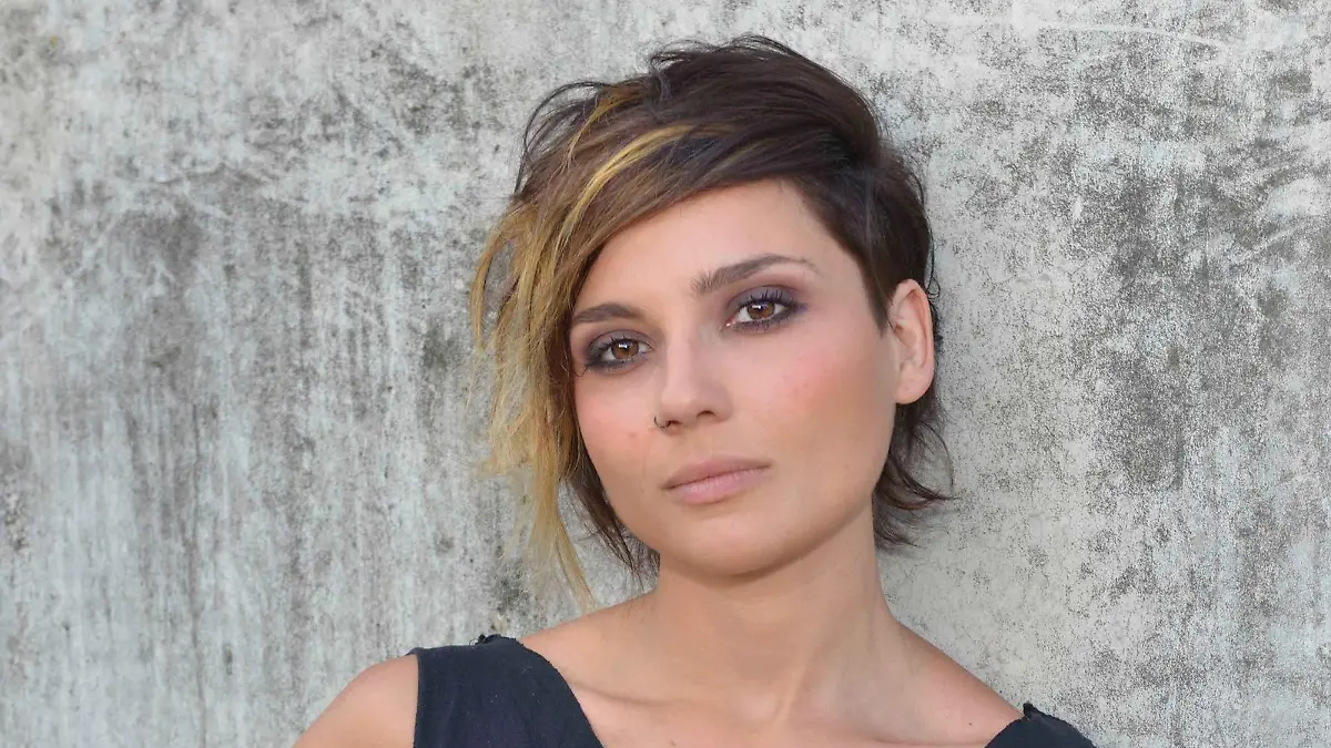 Linda Marlen Runge spielt Anni Brehme