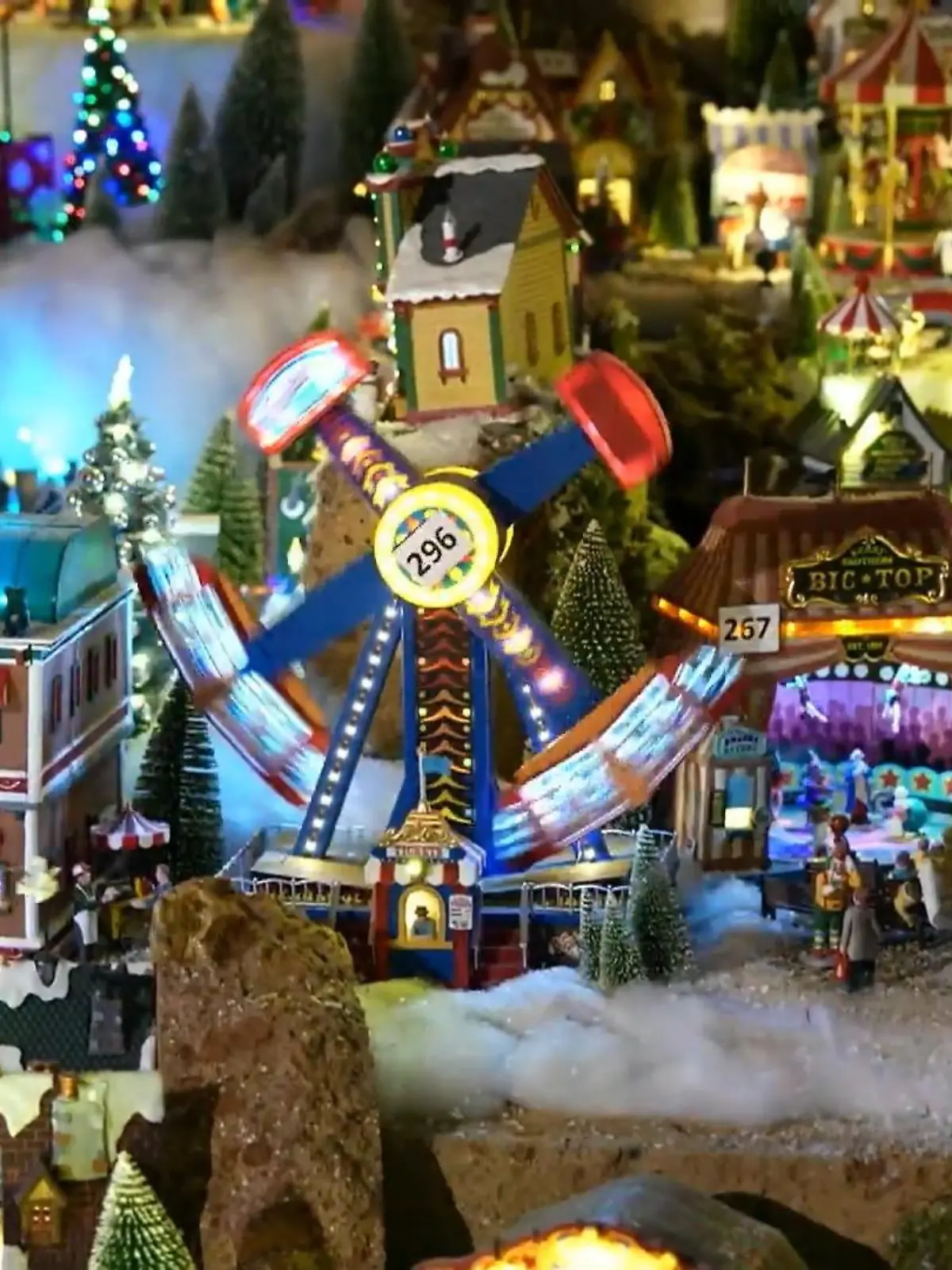 Bild zu: "Wo bekommt man die schönste Weihnachtsstimmung zum besten Preis?"