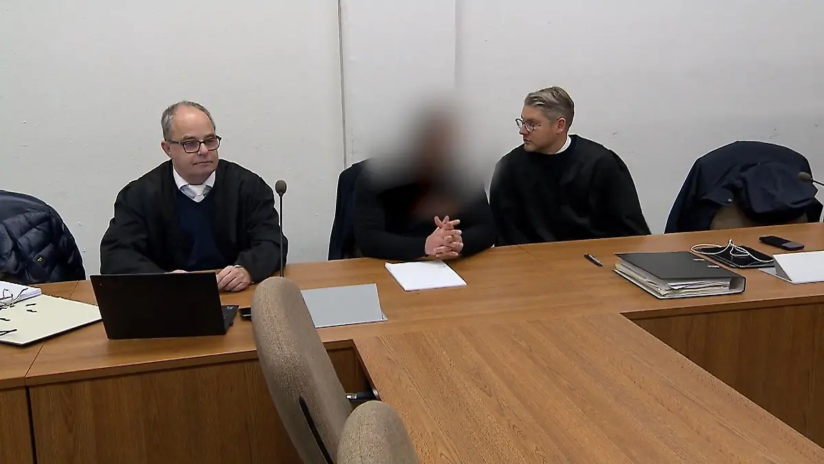 Mit-Kopfschuss-get-tet-erneuter-Prozessauftakt-nach-Rockermord-in-K-ln