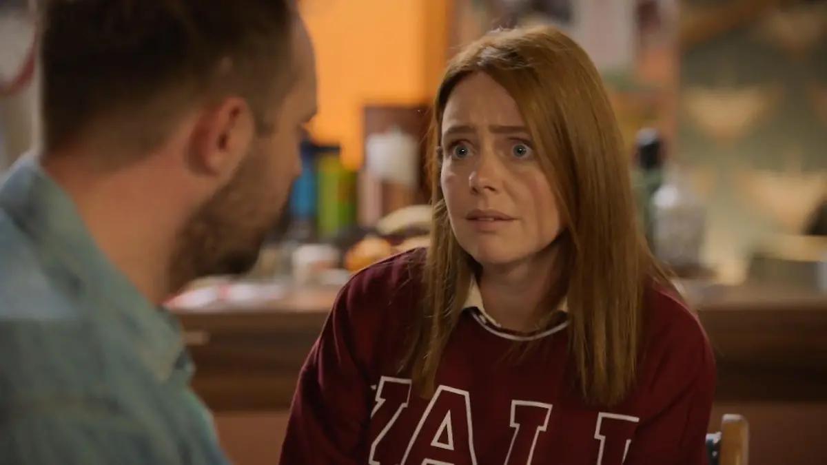 Toni spürt, dass mit Erik was nicht stimmt.