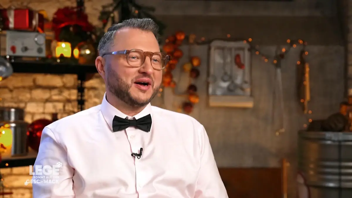 Mutter gegen Sohn am Festtagstopf Rotkohl im Familienduell