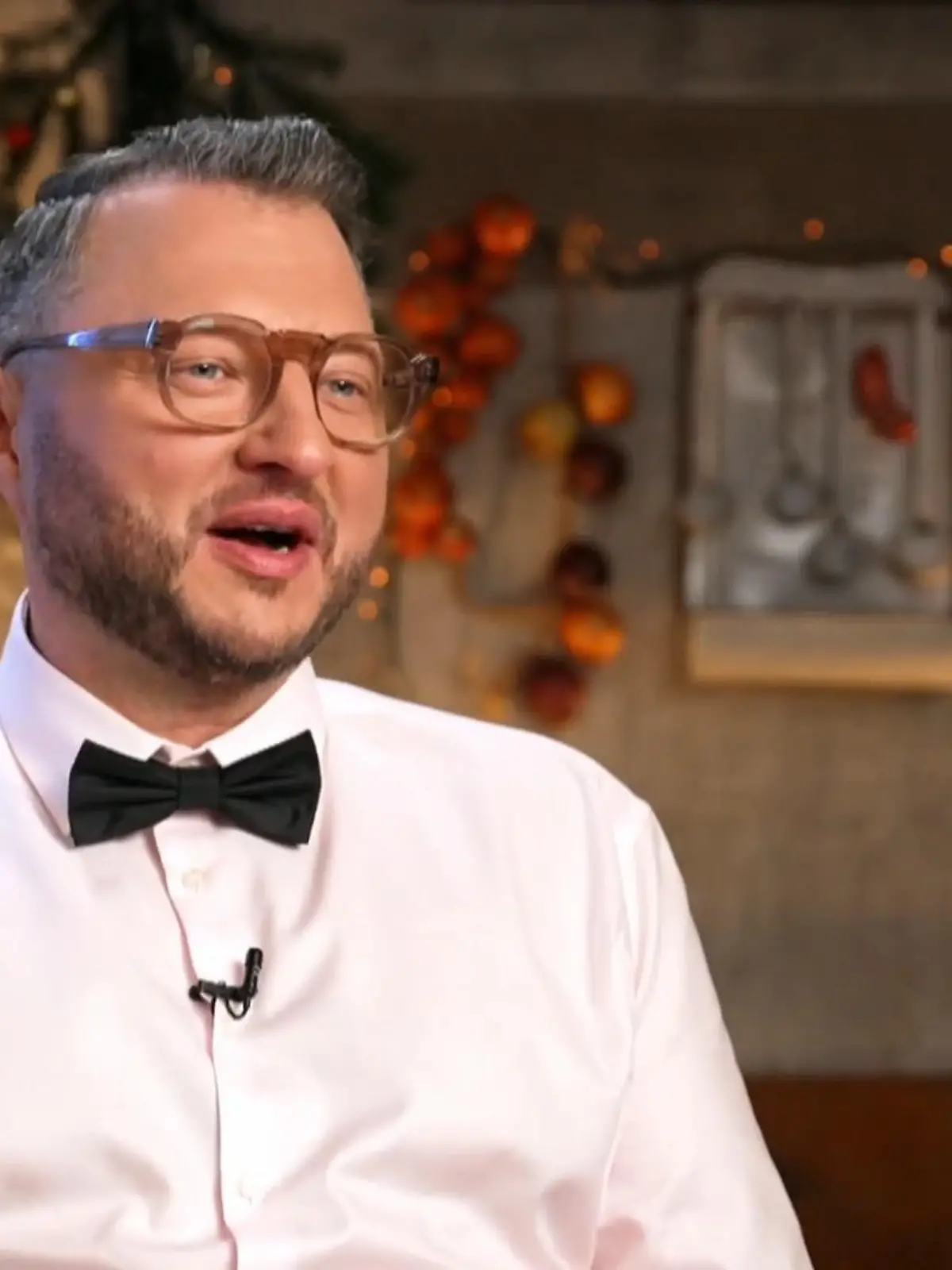 Bild zu: "Mutter gegen Sohn am Festtagstopf"