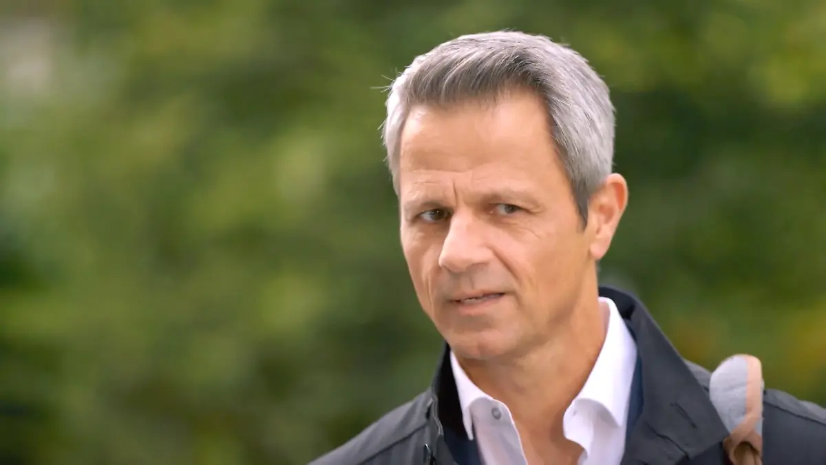 -Unter-uns-Wochenvorschau-ab-01-12-2025-Benedikt-bereitet-seine-Rache-an-Patrizia-vor