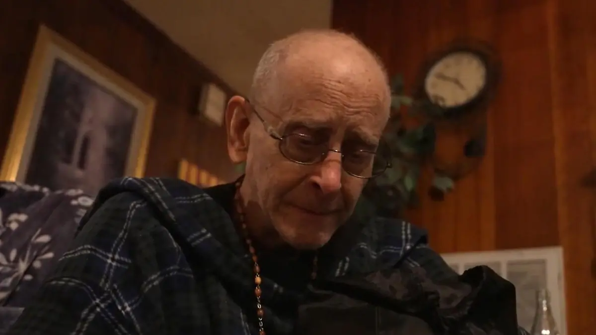 Weil er DAS nicht mehr miterlebt! Ganze Nachbarschaft überrascht todkranken George „Ich bin überwältigt von Liebe und Dankbarkeit”