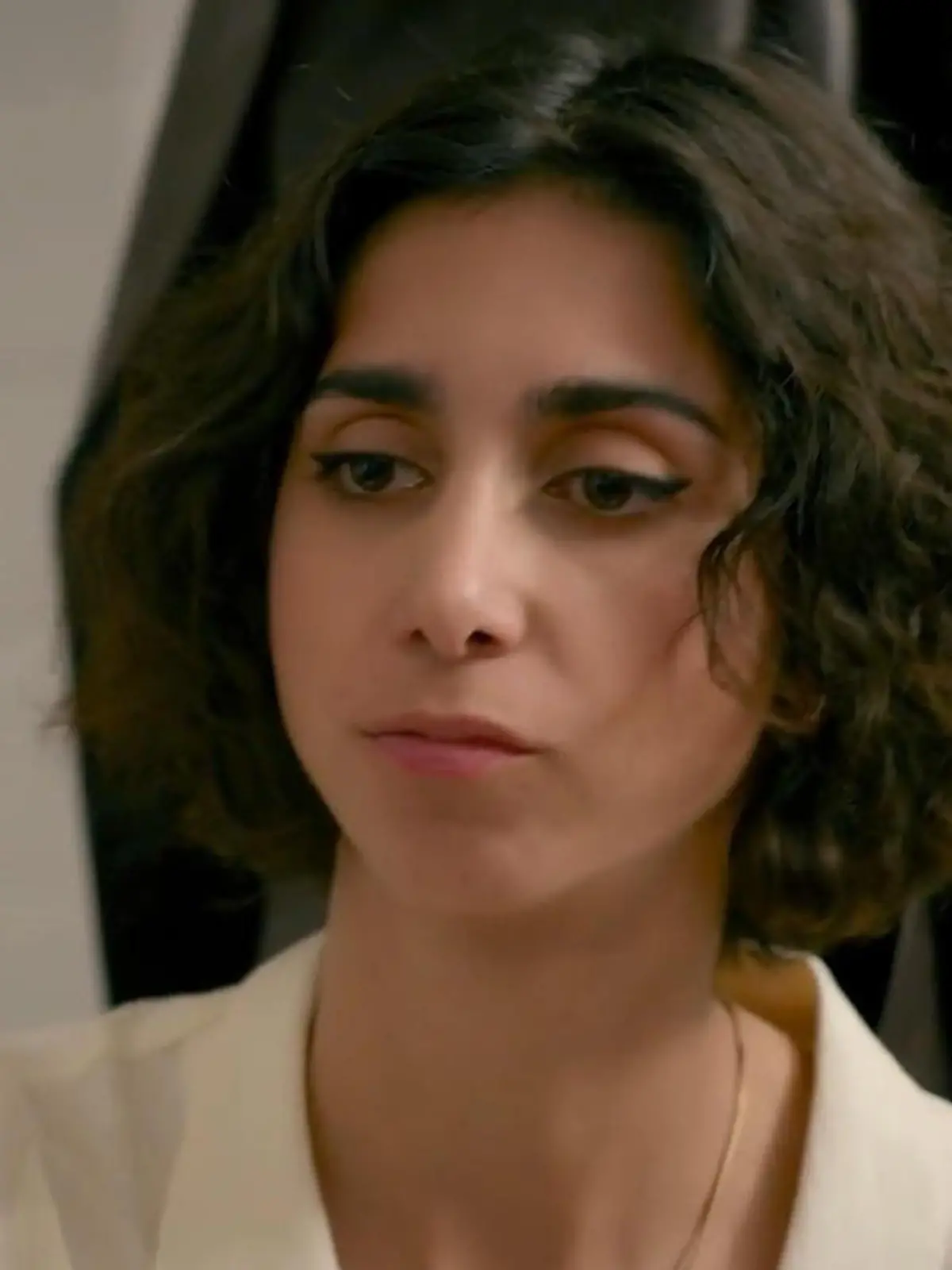 AWZ: Leyla ist von Elias enttäuscht