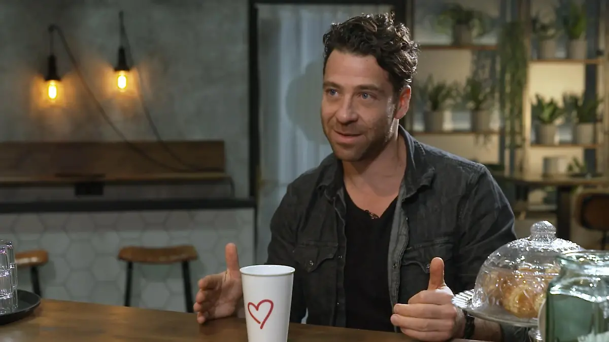 Intimes „GZSZ-Bargeflüster”: Patrick Fernandez liegt mentale Gesundheit am  Herzen