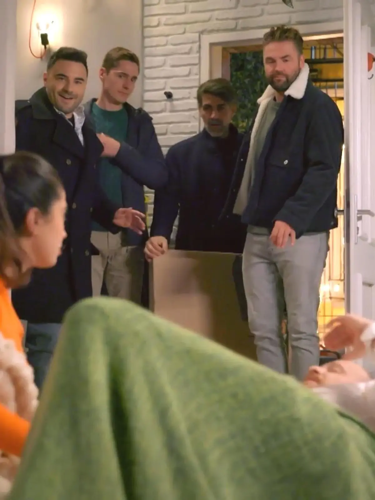 Unter uns: Esma und Tobias bekommen unerwarteten Besuch