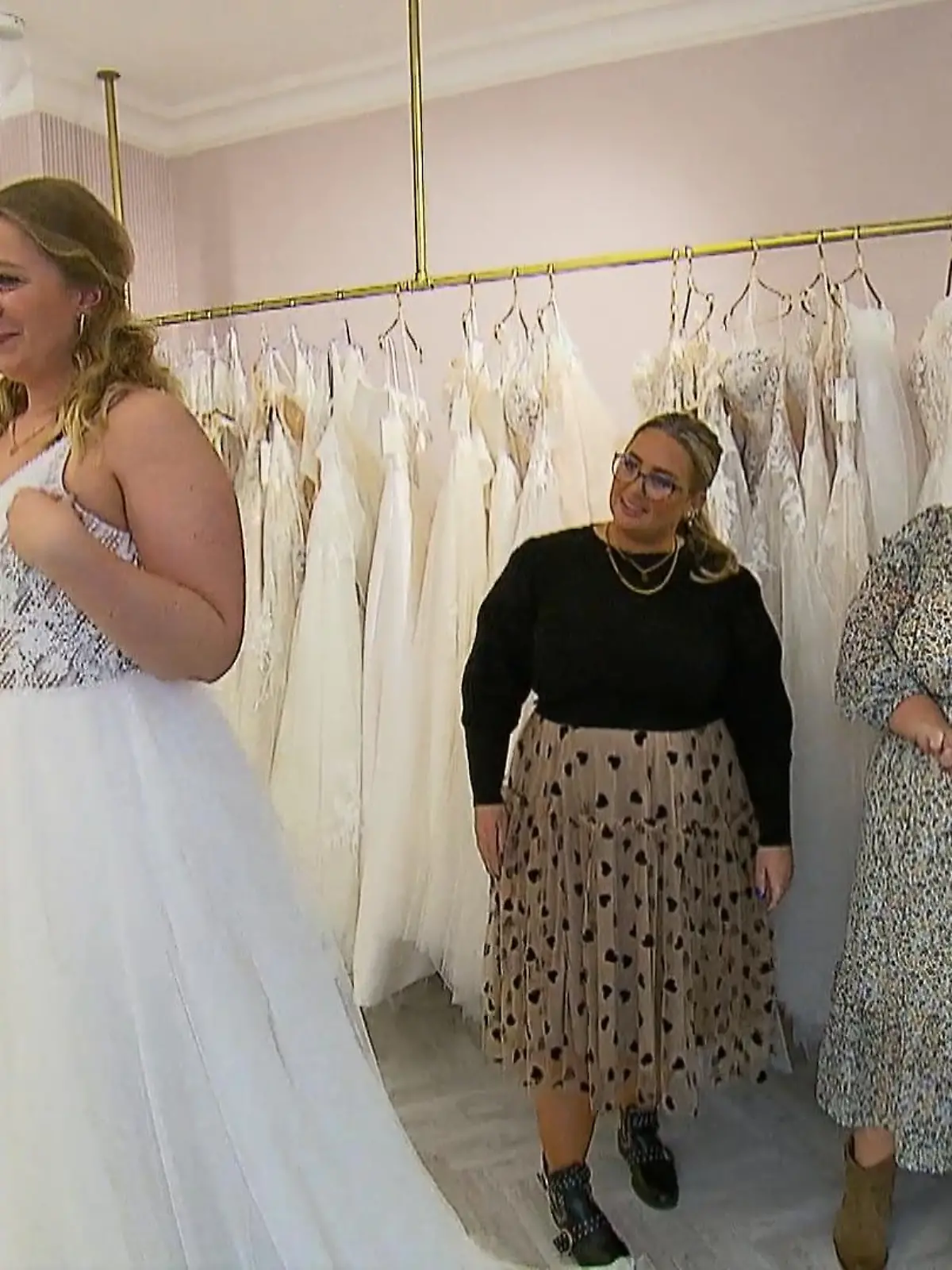 Bild zu: "Ist das neue Kleid sogar noch besser?"