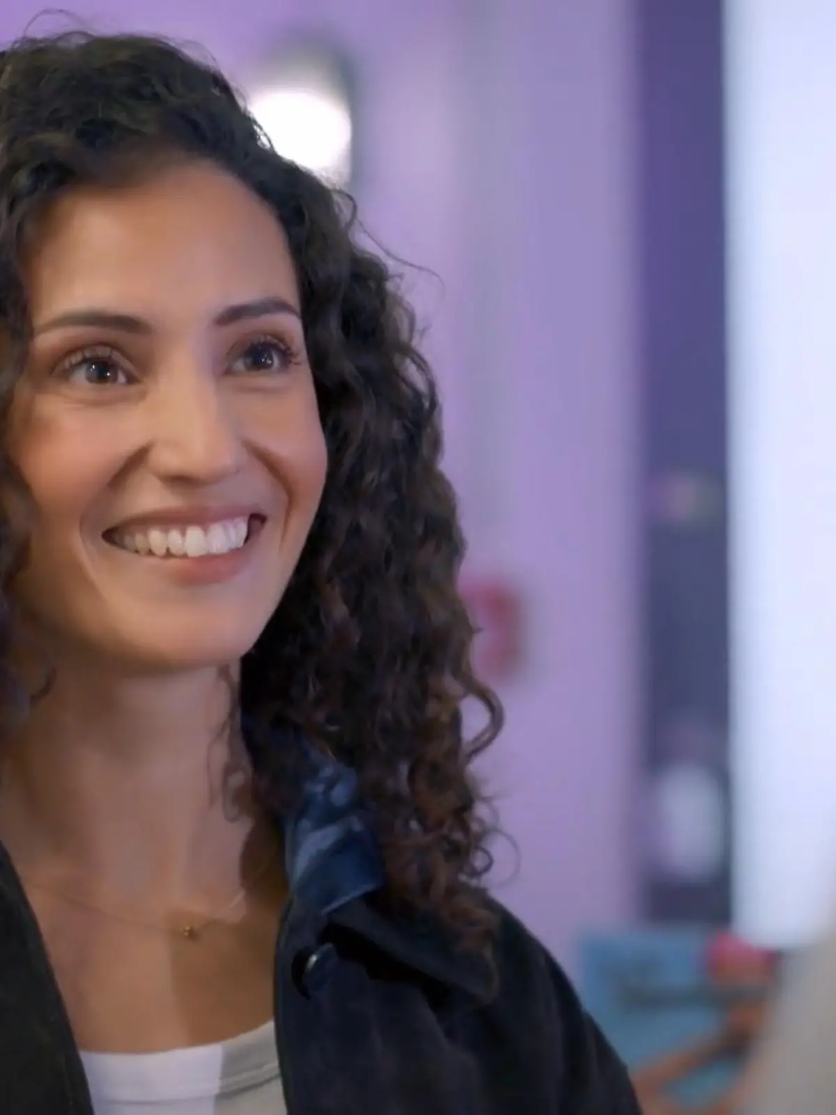 Bild zu: "So taucht Naomi in der Schillerallee auf"