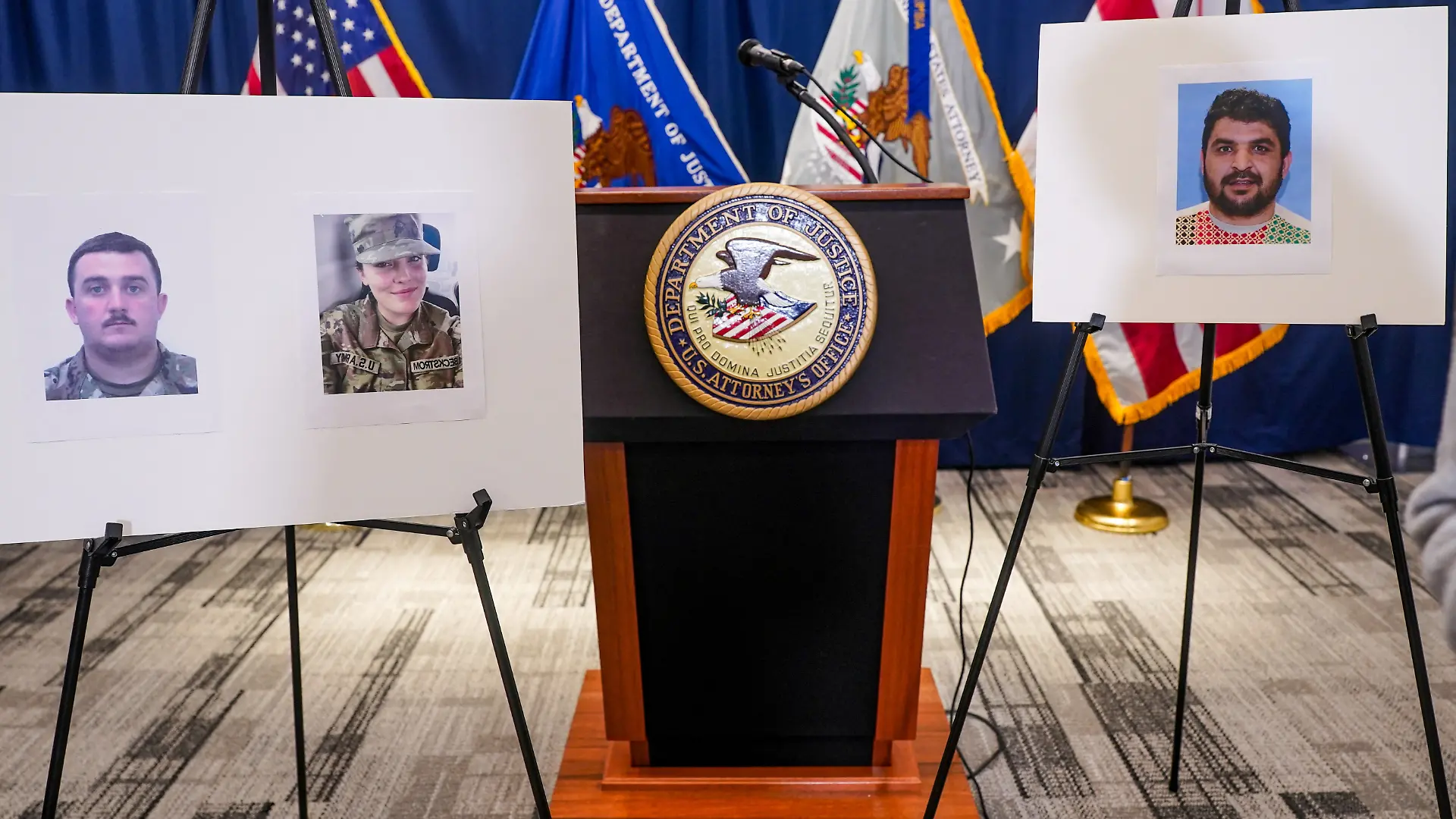 Authorities investigate shooting of two members of the National Guard, in Washington