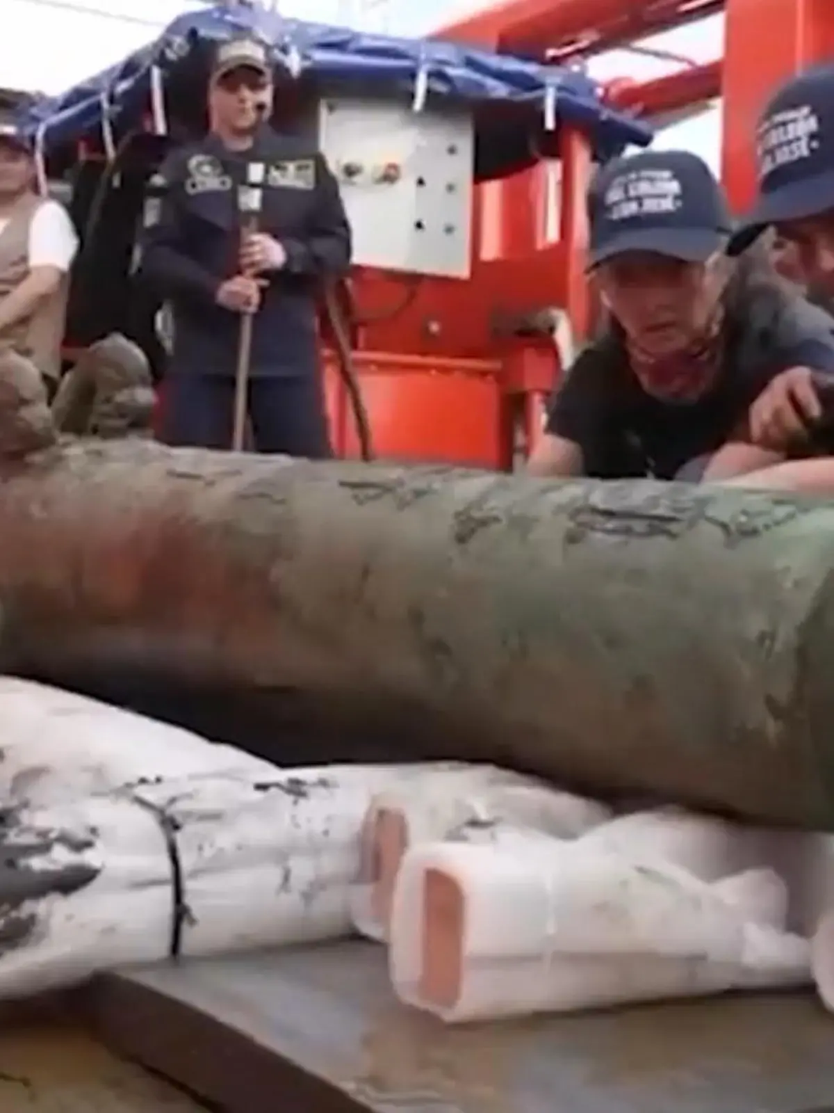 Bild zu: "Millionen Gold- und Silbermünzen! Forscher bergen legendärstes Wrack der Welt"