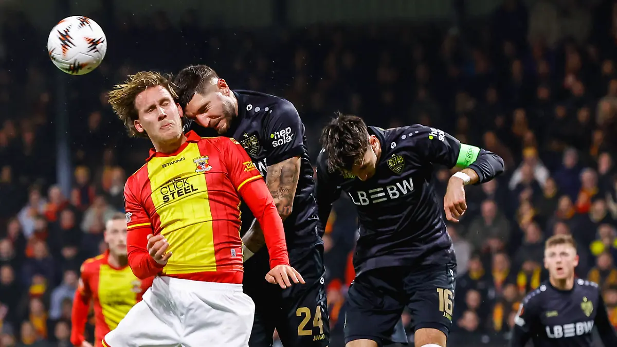 Fußball wurde auch noch gespielt, der VfB Stuttgart siegte leicht und locker mit 4:0