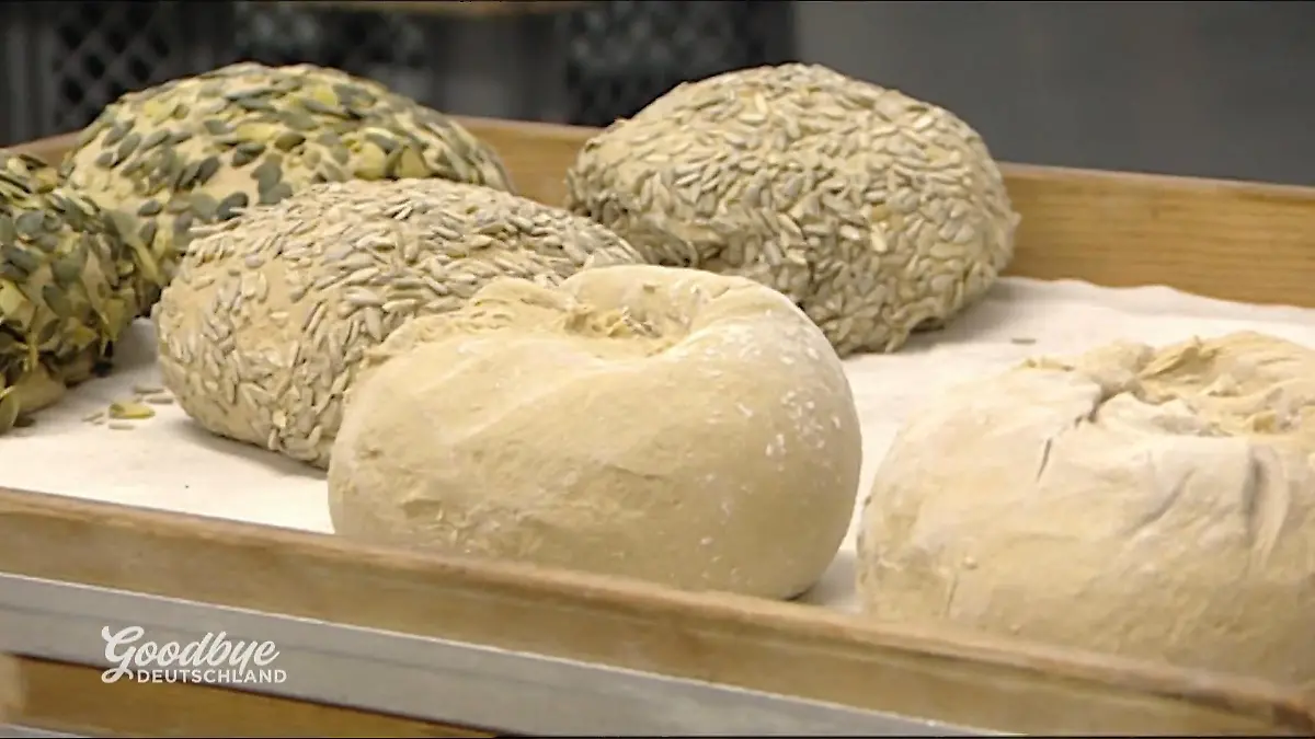 Erste Nachtschicht im Londoner Bäckereibetrieb Der harte Alltag beginnt