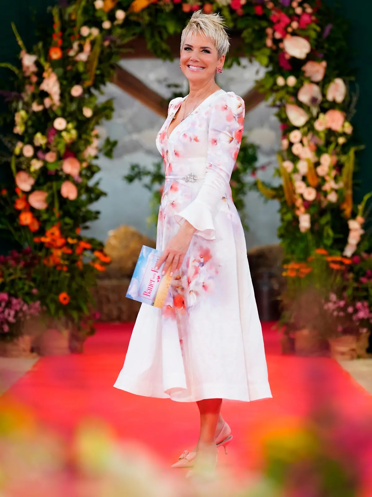 Inka Bause moderiert „Bauer sucht Frau”