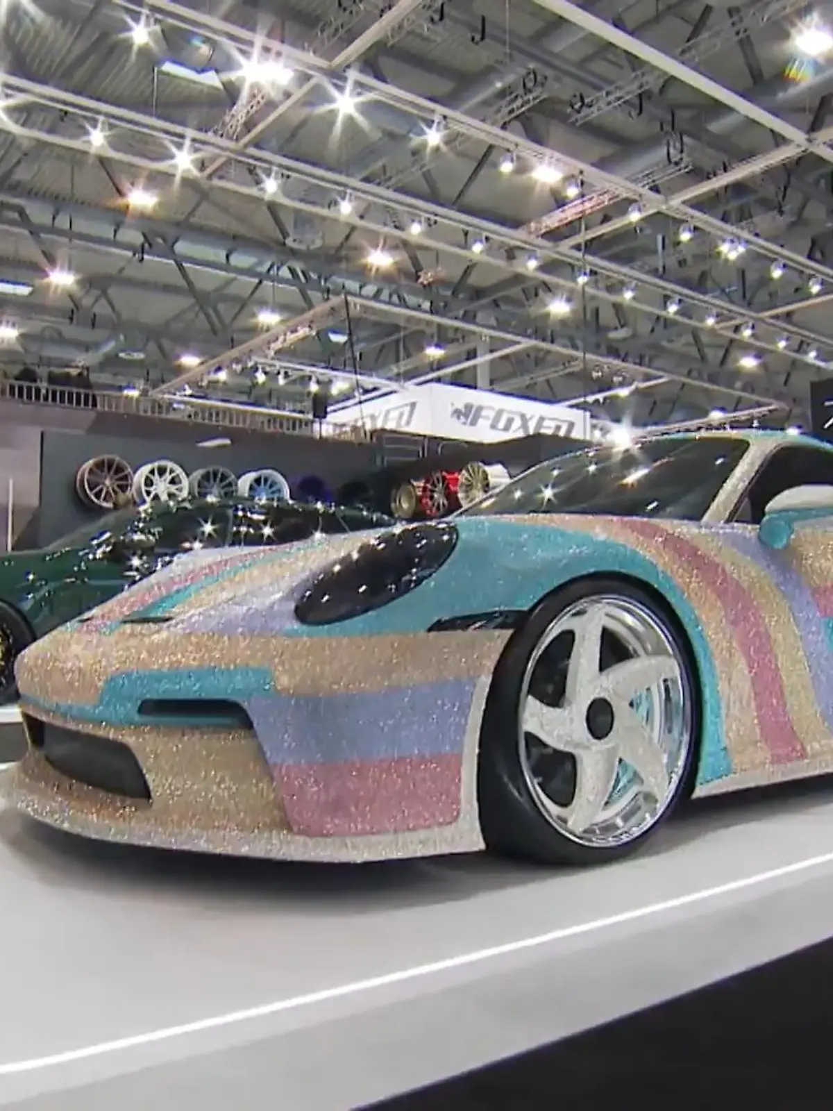 Bild zu: "Tuningmesse „Essen Motor Show“ startet"