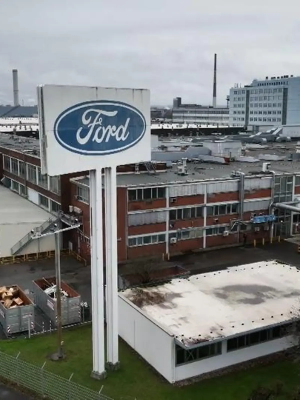 Bild zu: "Stellenabbau bei Ford hat Konsequenzen"