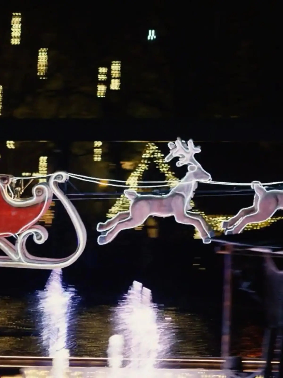 Bild zu: "Die Weihnachts-Deko-Profis im Europapark Rust"