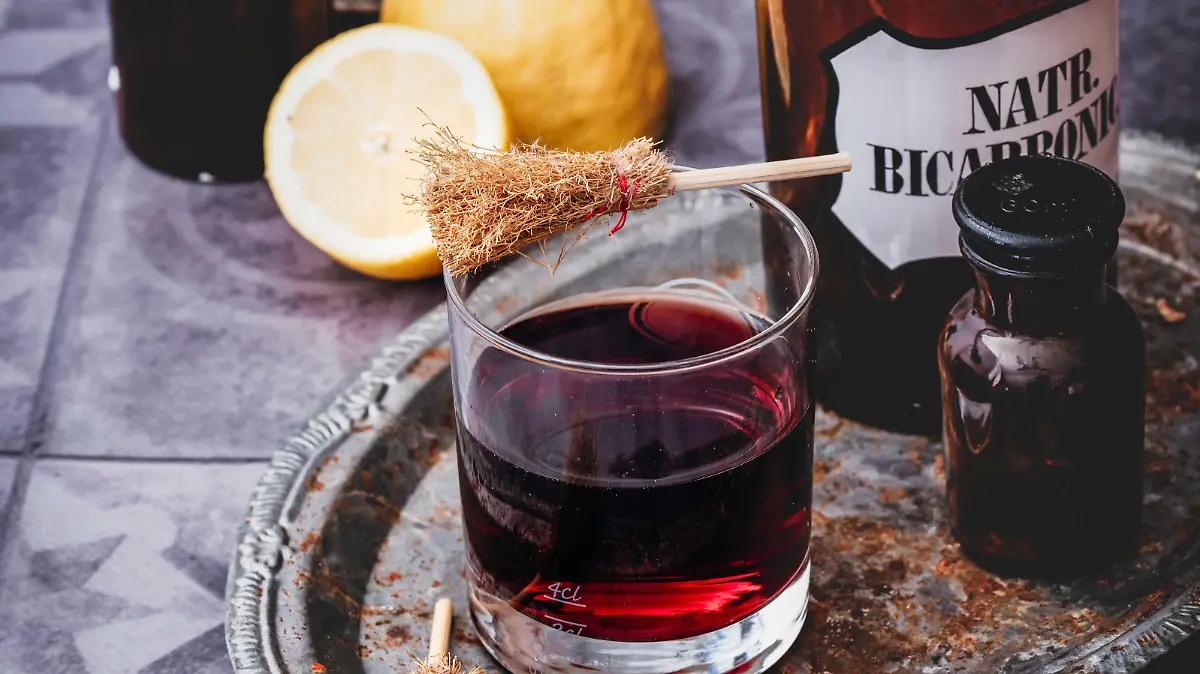 Roter Feuerwhisky - da denkt man an die Kaminfeuer von Hogwarts - Foto: Patrick Rosenthal