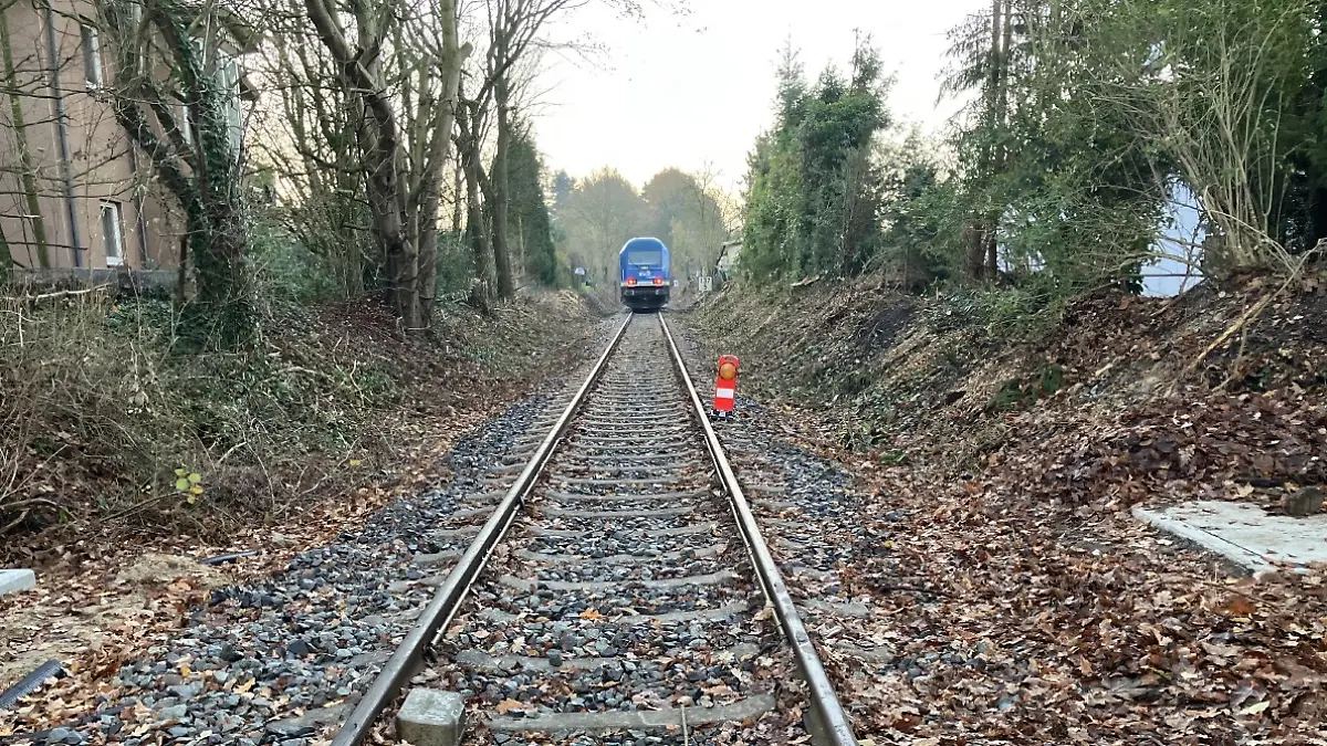 In Selsingen wurde ein Mädchen (10) auf dem Schulweg von einem Zug erfasst.
