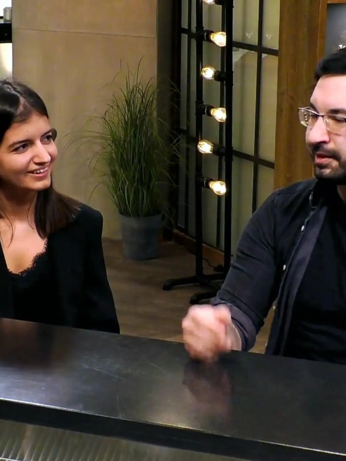 Bild zu: "Lena und Karlo kommen beide aus Wien"