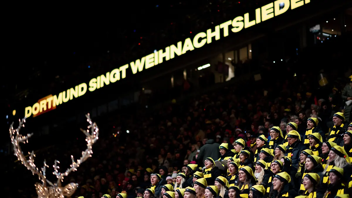 Für viele BVB-Fans und Weihnachtsliebhaber endete der Heimweg chaotisch.