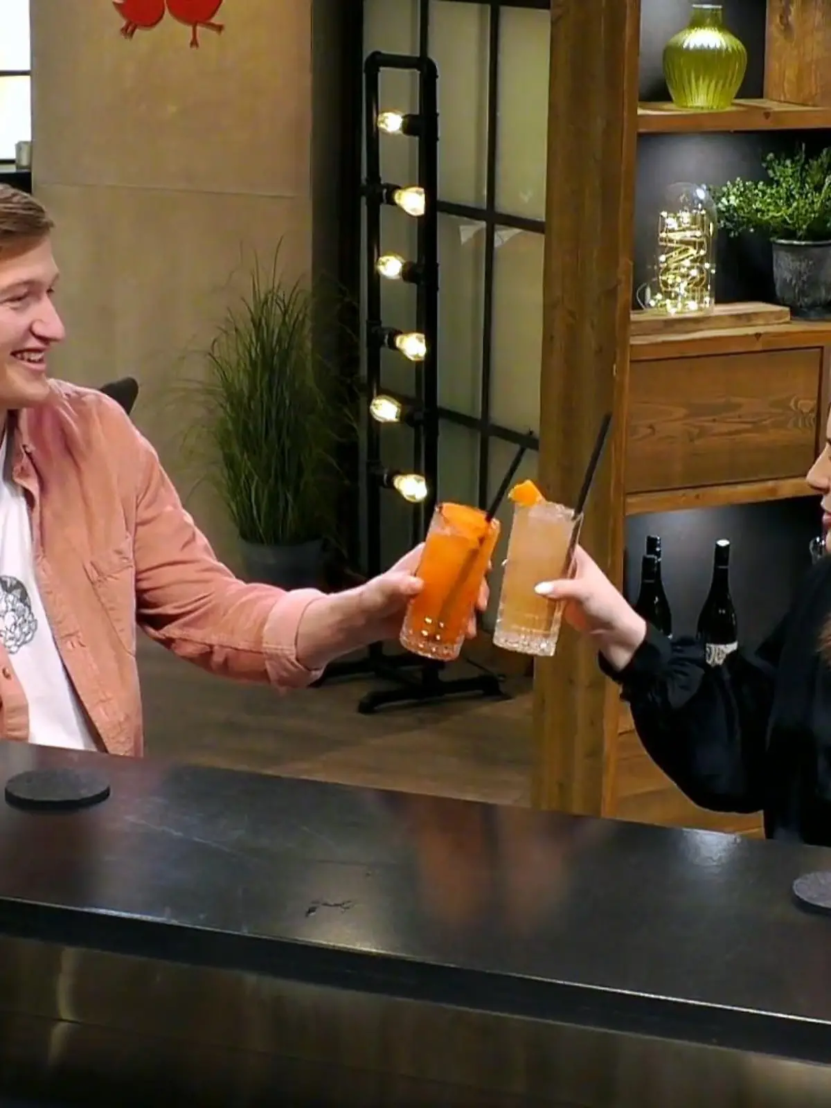 Bild zu: "Fußballer Miguel sucht seine Spielerfrau"