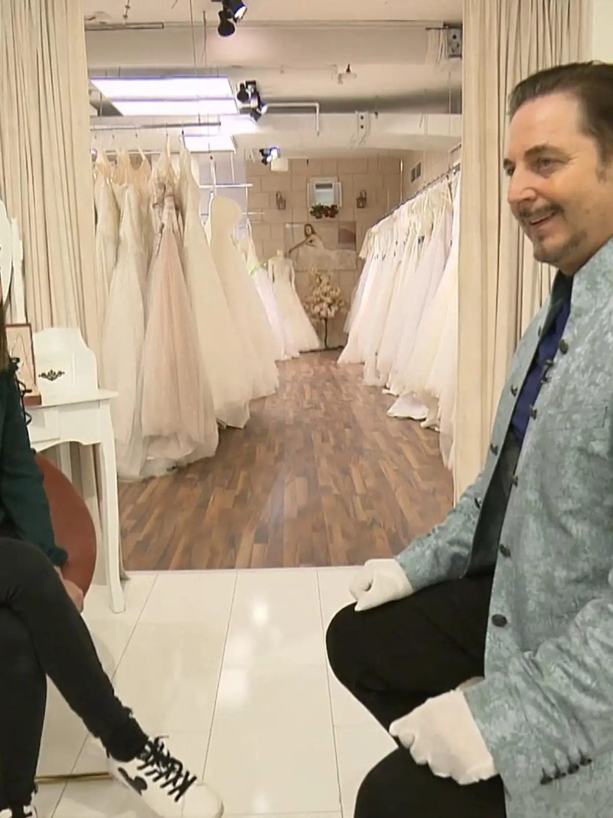 Bild zu: "Uwe fühlt mit der Braut mit"