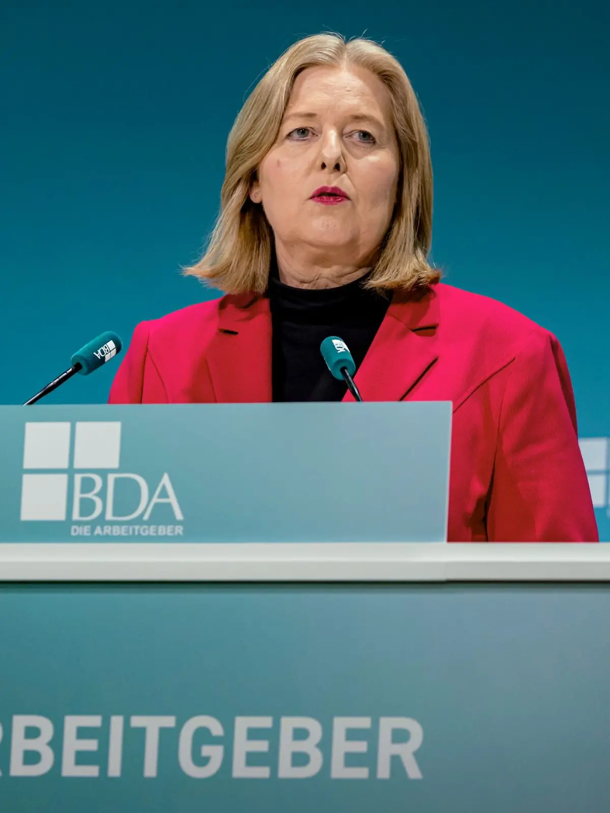 Bild zu: "Kritik an Arbeitsministerin Bas"