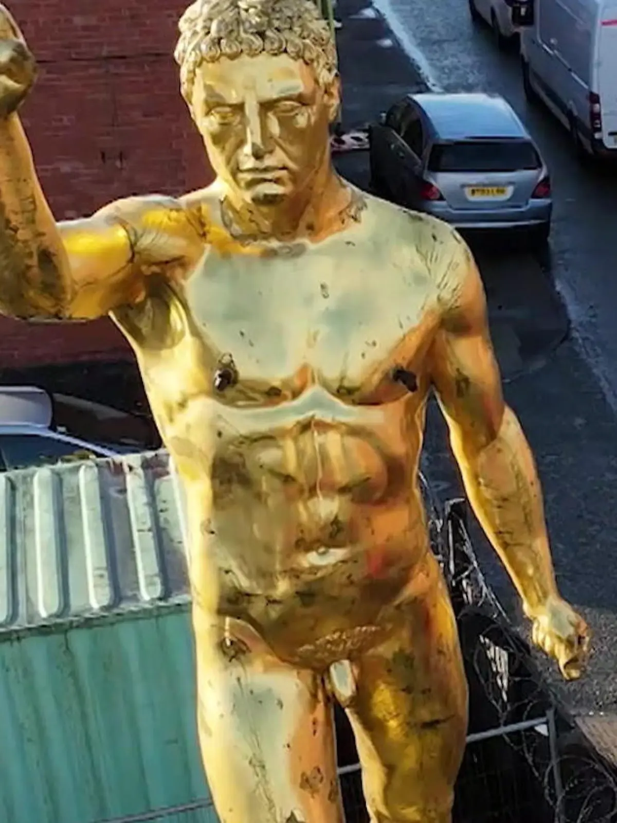 Bild zu: "Oh, my dear! Fans wollen IHN nackt sehen – „Golden Balls" spaltet Nachbarschaft"