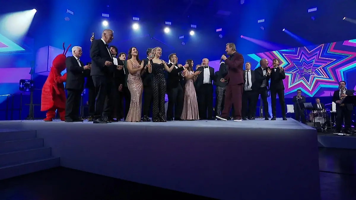 Spendenrekord bei Kinderlachen-Gala Glamour mit Herz