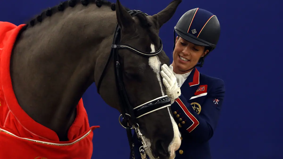 Skandal-Reiterin-Charlotte-Dujardin-trauert-um-Rekordpferd-Valegro