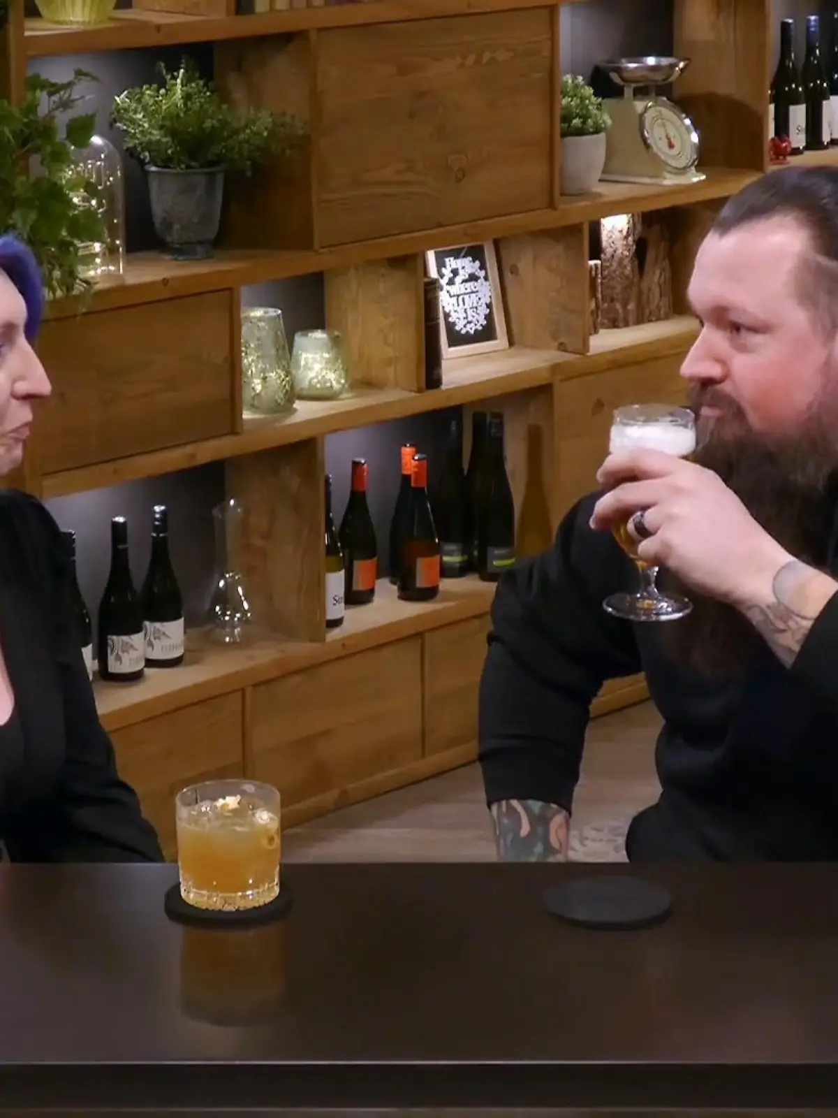 Bild zu: "Andrea findet ihren Rocker"