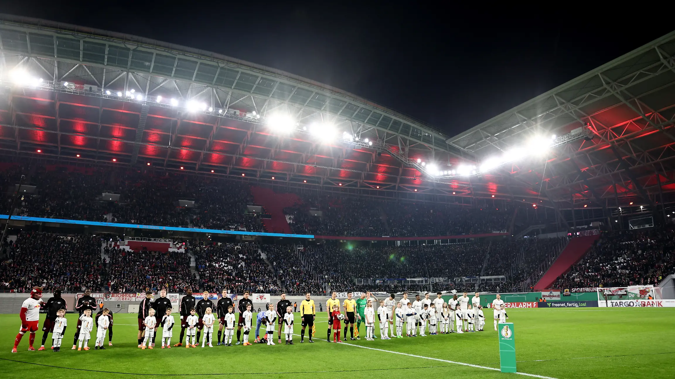 DFB Cup - Round of 16 - RB Leipzig v 1. FC Magdeburg