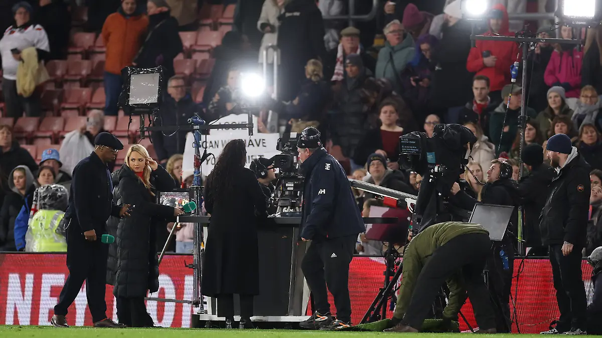 epi_1006340590_GETTY FOTO SPORT_GYI 2249624341.jpg_England v Ghana - Wo.jpg