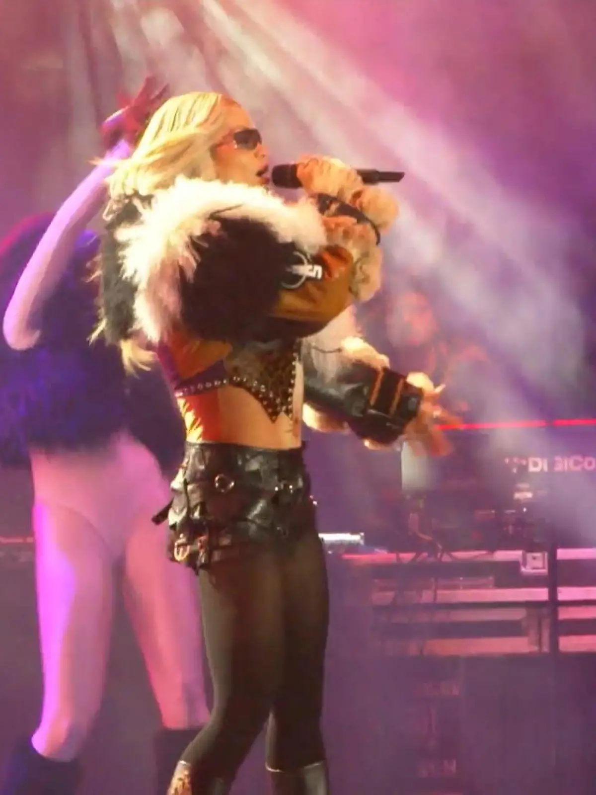 Bild zu: "Rita Ora und Isi Glück am Eröffnungswochenende in Ischgl"