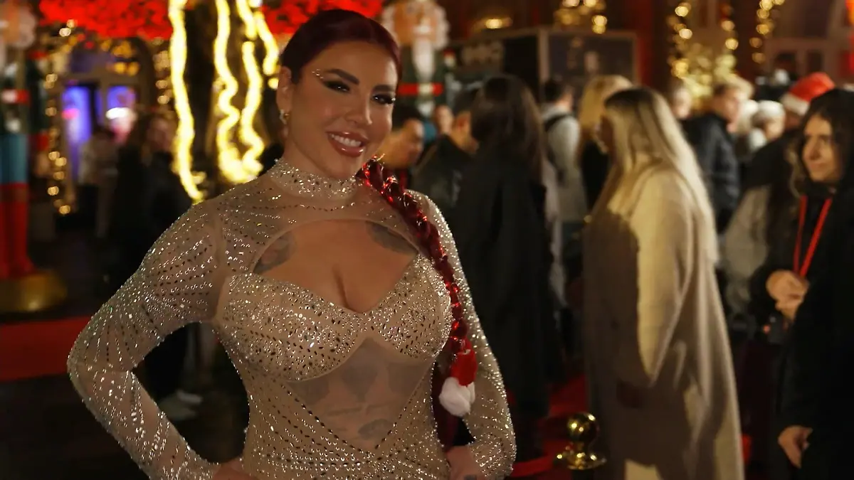 Kate Merlan lädt Reality Stars zu ihrer Weihnachtsparty ein Katy's Xmas Wonderland