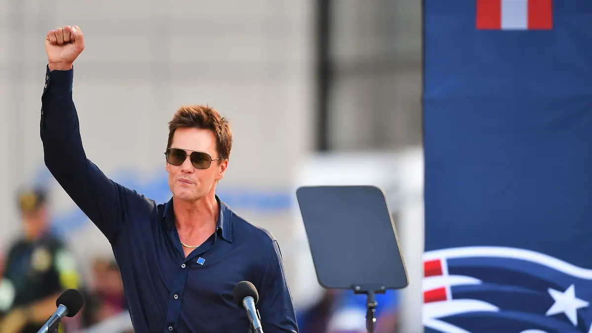 Tom Brady gehört zu den Losfeen bei der WM-Auslosung. (Archivbild)