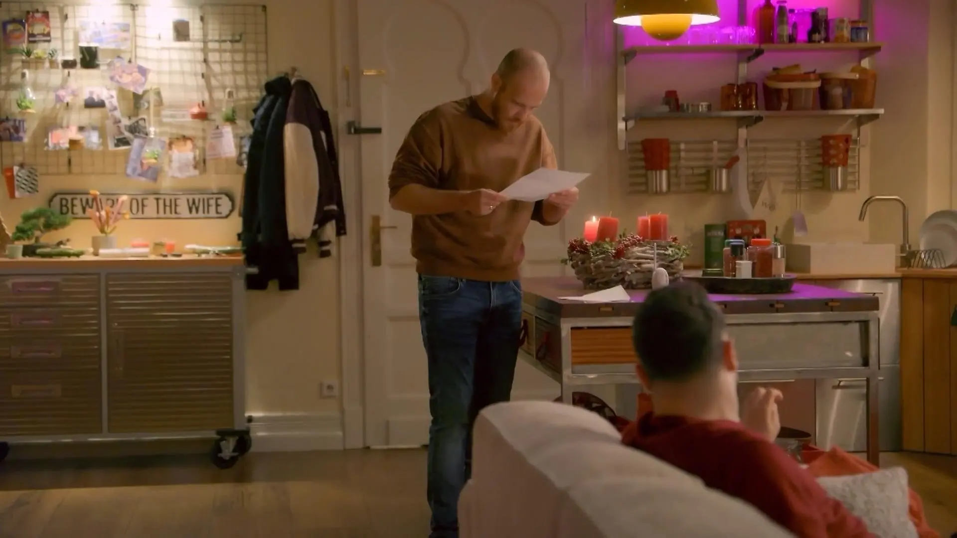 Auch Tobias wird die Wohnung gekündigt Die „Unter uns“-Wochenvorschau (Teil 2)
